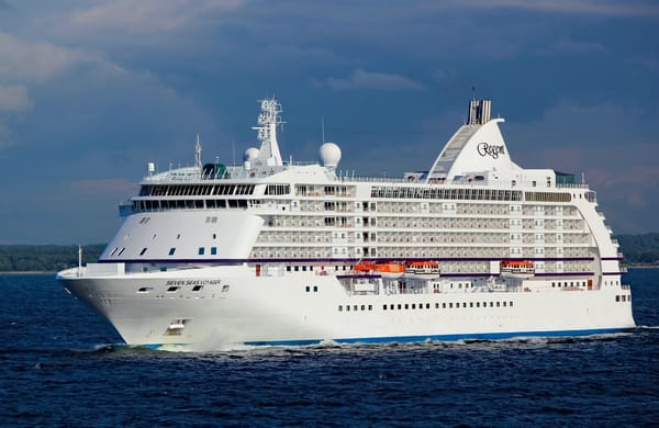 How About Living Off The Grid On A Ship? Your Own Little Off Grid Island!
